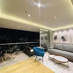 25Th Floor Luxury 2 Bedrooms Ac Pool & Gym 2503