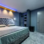 Provenza Infinity Steam Sauna Jacuzzi, Ac , Luxury Prime Location