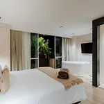 1616 Hotel