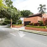 5Br Poblado Villa Close To Lleras Jacuzzi Cinema Ac