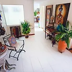 Habitacion Privada En Apartamento, Conquistadores