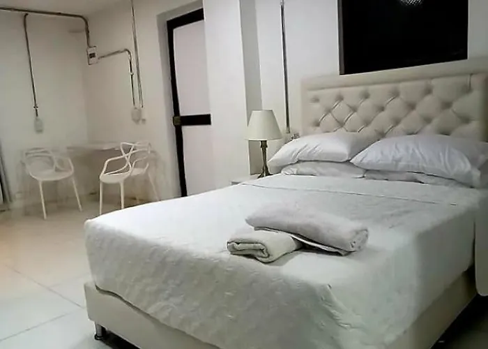 Apartaestudio Amoblado Sector Laureles-Estadio Capacidad Para 2 Personas