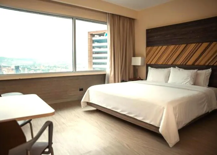V Grand Hotel, A Member Of Radisson Individuals