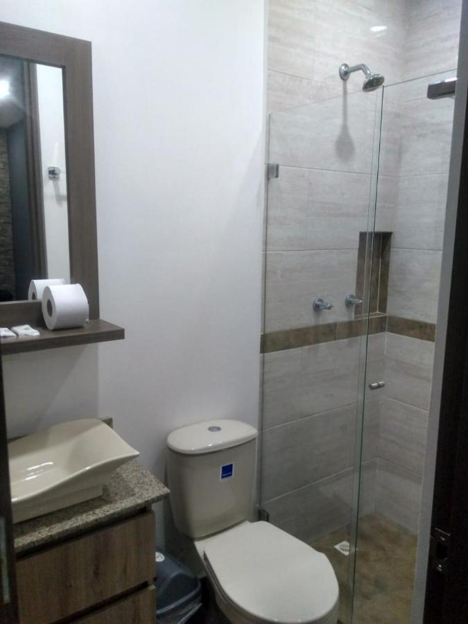 Avanti 2* Medellin