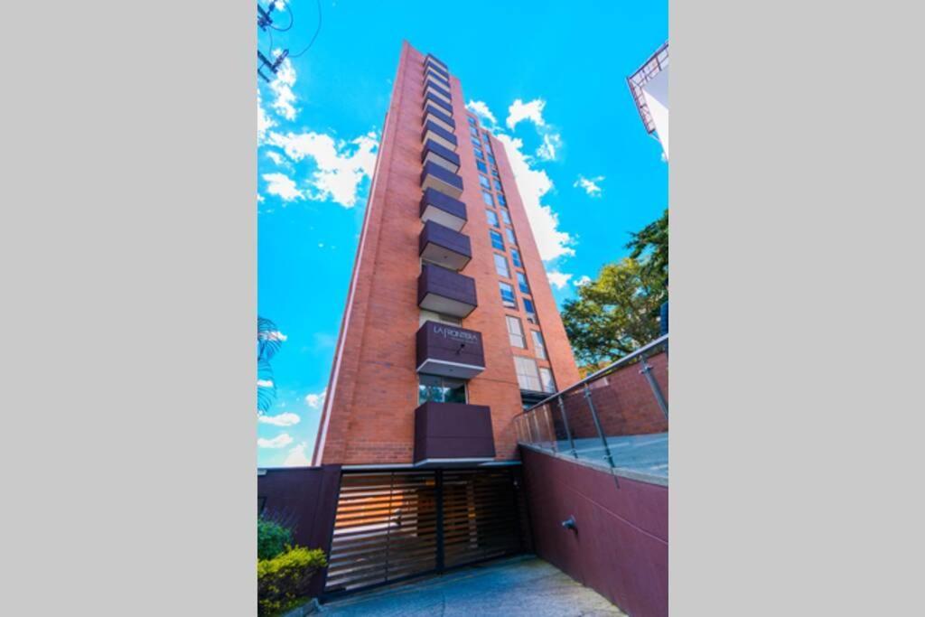Apartment Beautiful Ultrafast Internet /el Poblado *