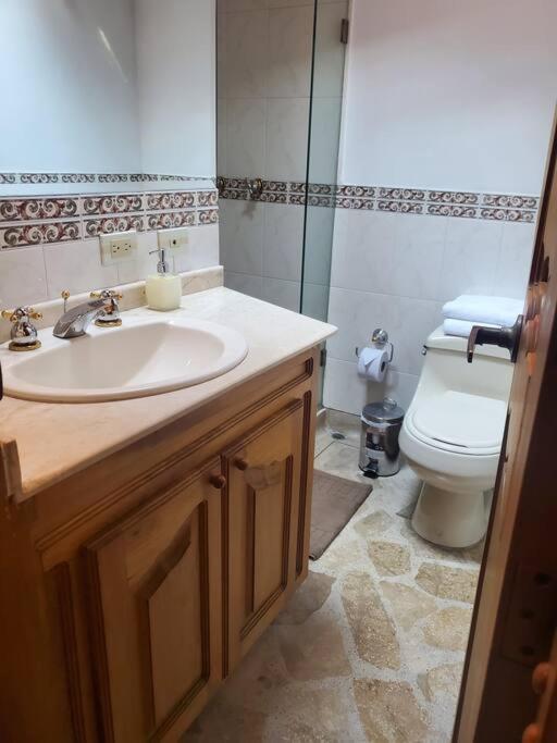 Private House 3bdr Private Entrance Garage 6 People *