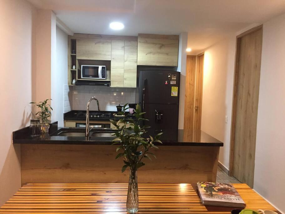 Hermosa Vista! Mejor Ubicacion! Apartment Medellin