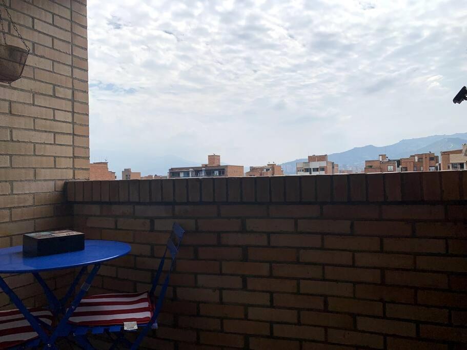 Apartment Large Pent House Near Poblado With Free Parking *