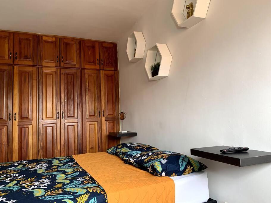 Apartment Large Pent House Near Poblado With Free Parking