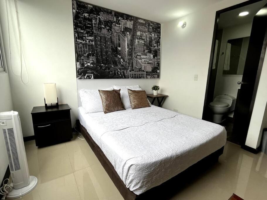 Gorgeous Studio Apt El Poblado. Area In Mde Apartment Medellin
