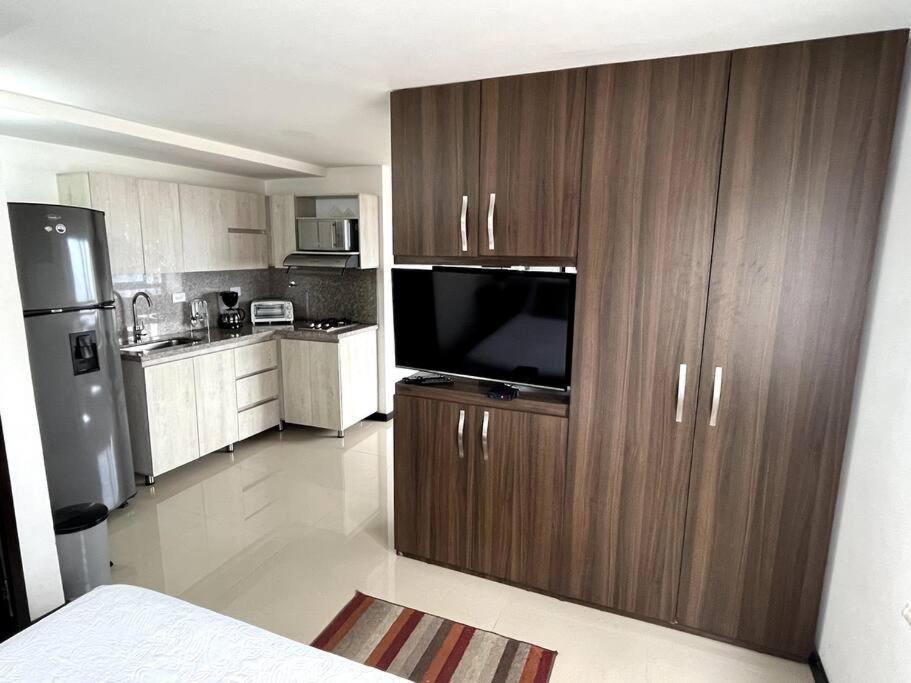Gorgeous Studio Apt El Poblado. Area In Mde Medellin