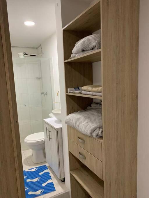 Apartment Amoblado, En *