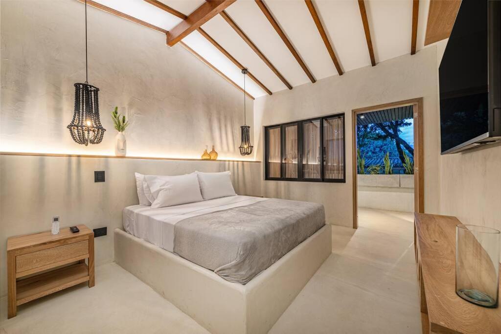Provenza 6 Bedroom House By Housy Host Villa Medellin