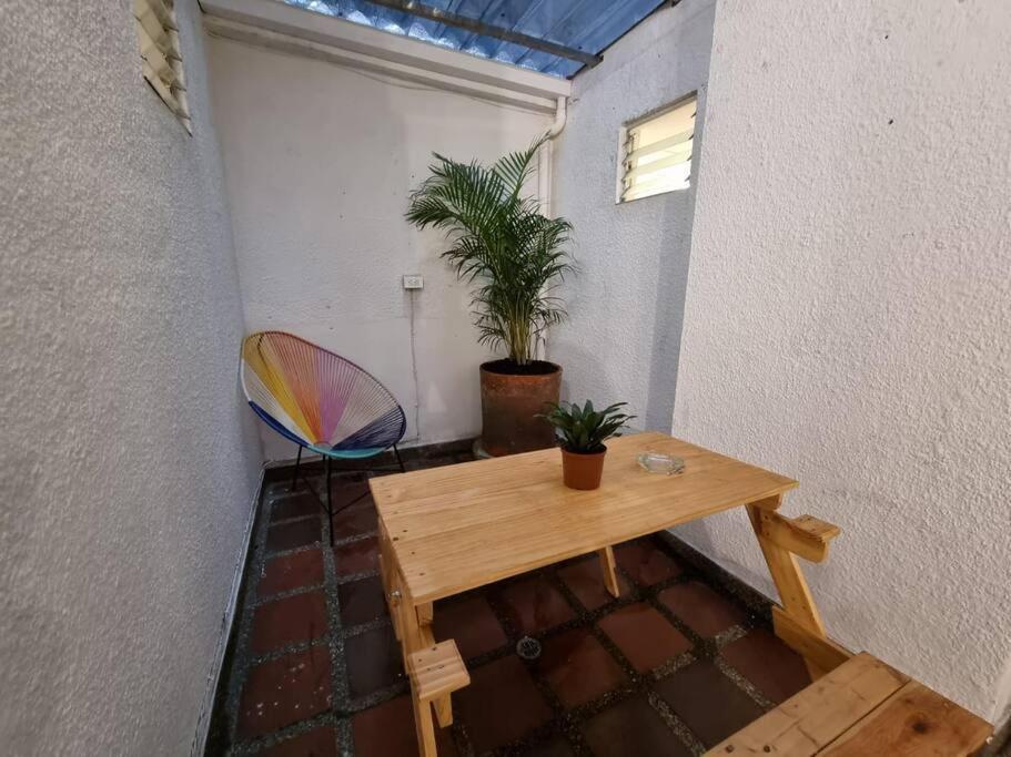 Apartment El Jardin De Manila