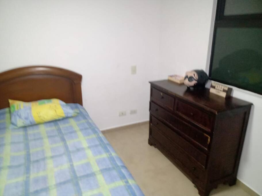 Hermoso Departamento Con Parqueadero Gratuito * Medellin