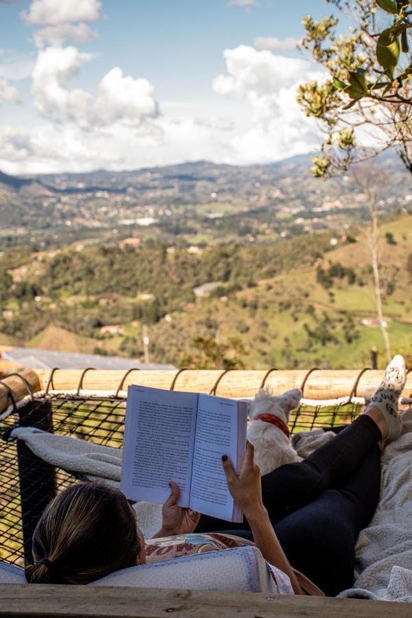 Giueg Refugio Medellin