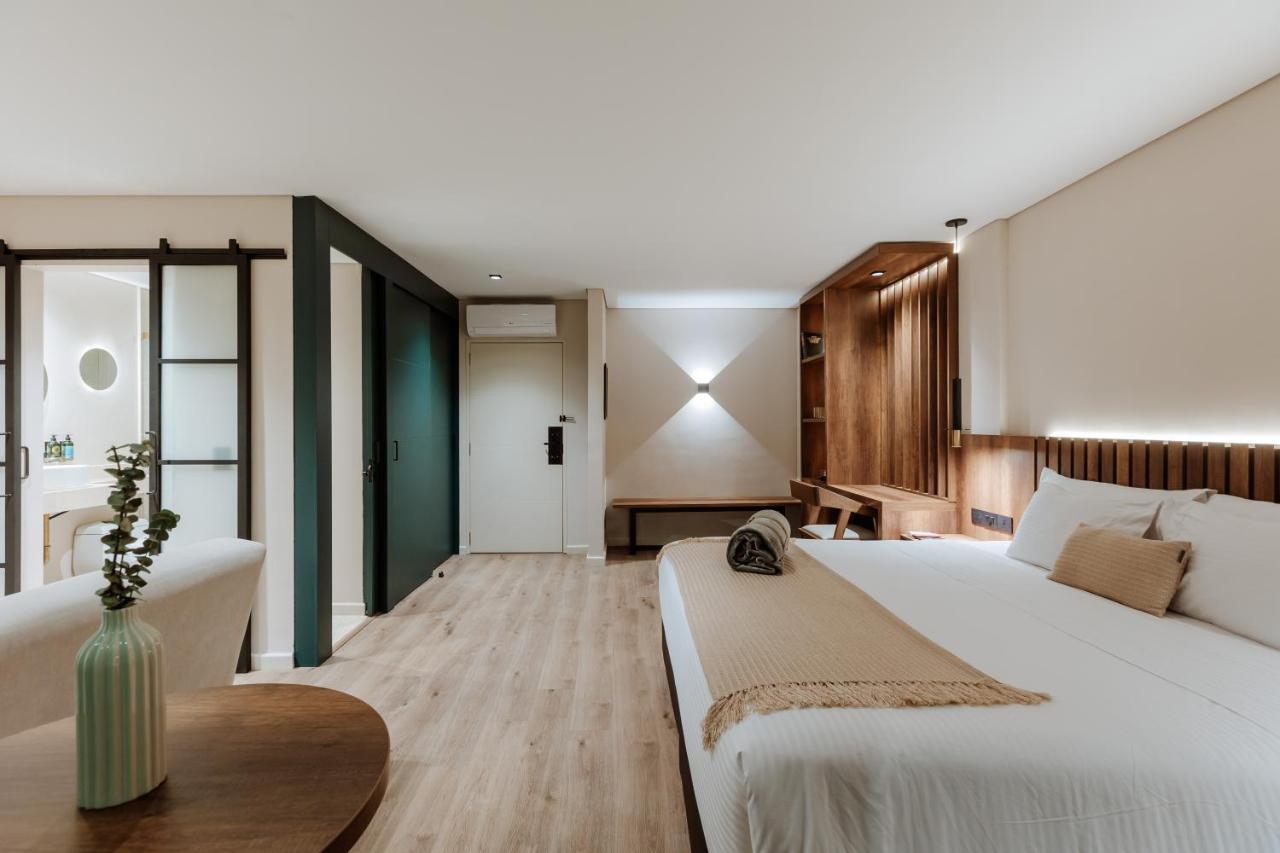 1616 Hotel