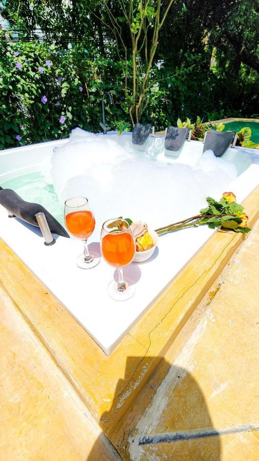 Luxury In Aguacatala