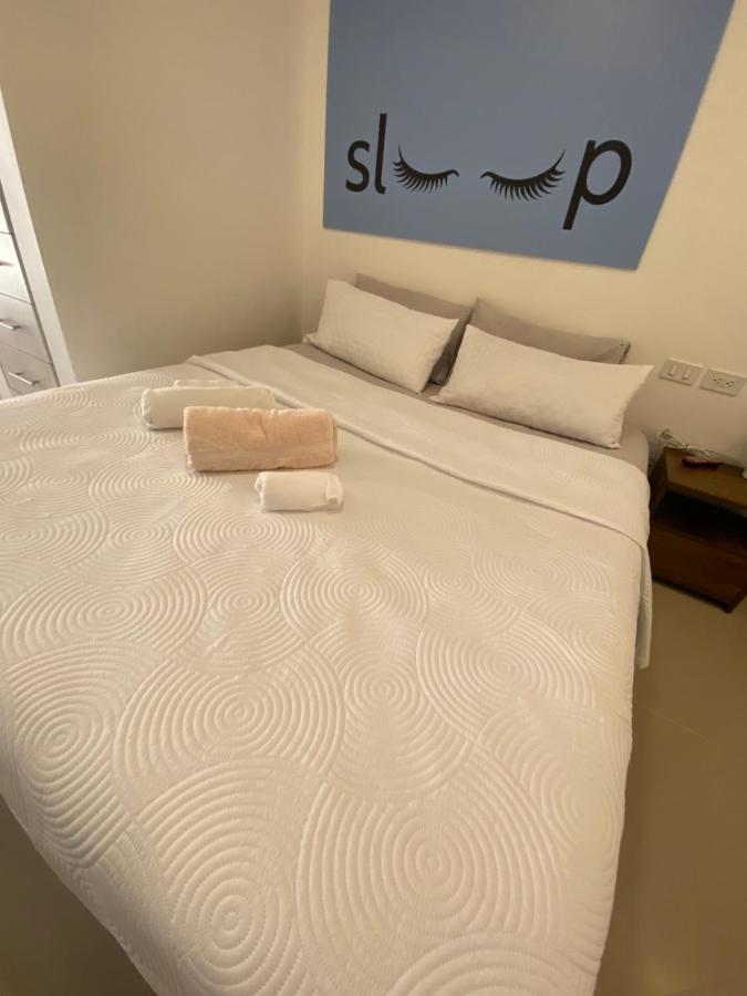 Apartasuite Moderna - En El Corazon Del Poblado Apartment *