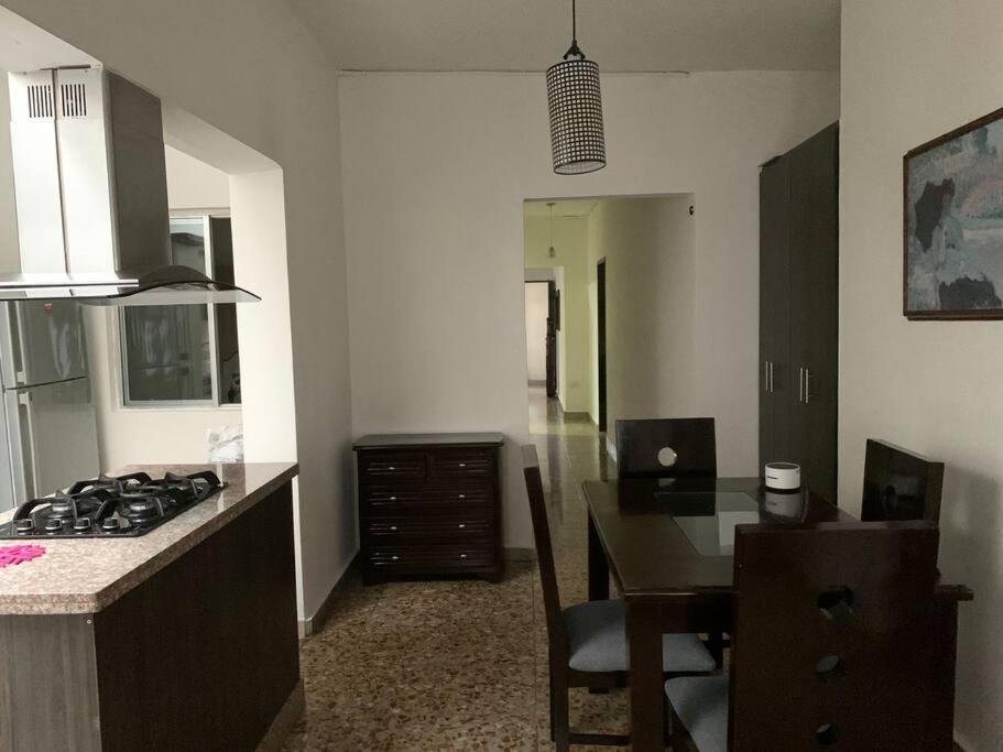 Apartamento En Laureles Con Ubicacion Privilegiada Medellin