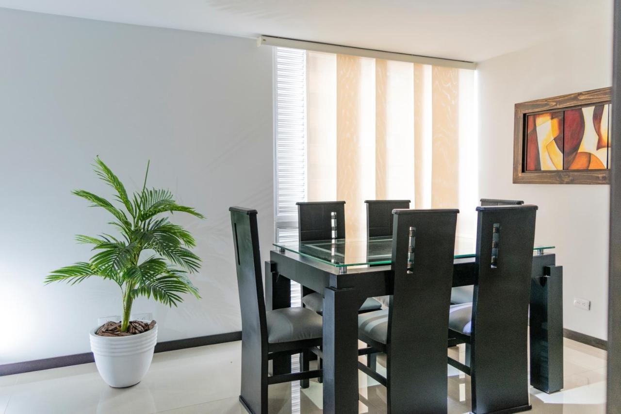 Super El Poblado Tesoro 2 Rooms, 3 Baths - 6 Guests Apartment