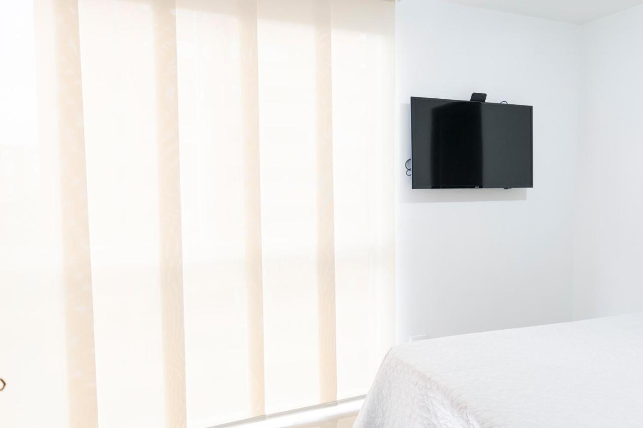 Super El Poblado Tesoro 2 Rooms, 3 Baths - 6 Guests *
