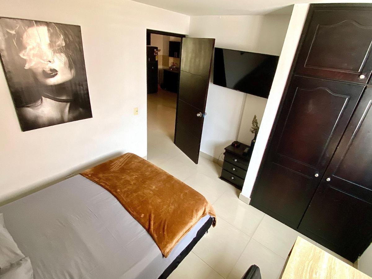 Apartment Moderno 2 2 Cuadras Del La 70 Wfh Medellin