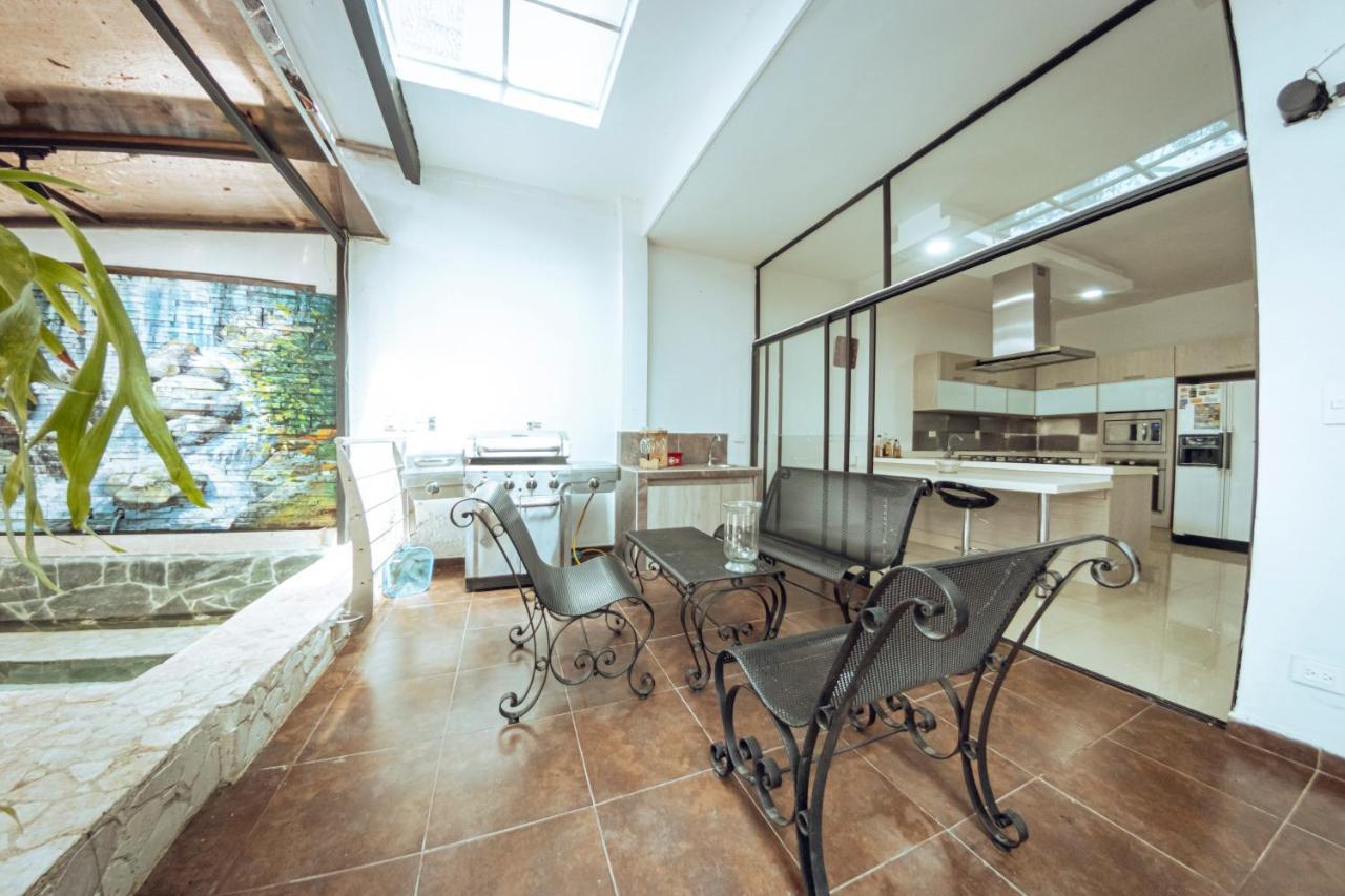 Casa De Lujo En El Poblado Villa Medellin