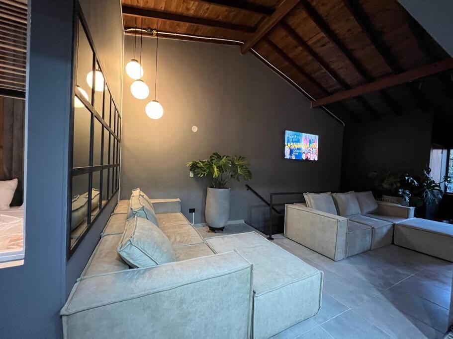 Poblado Park Manila Apartment Medellin