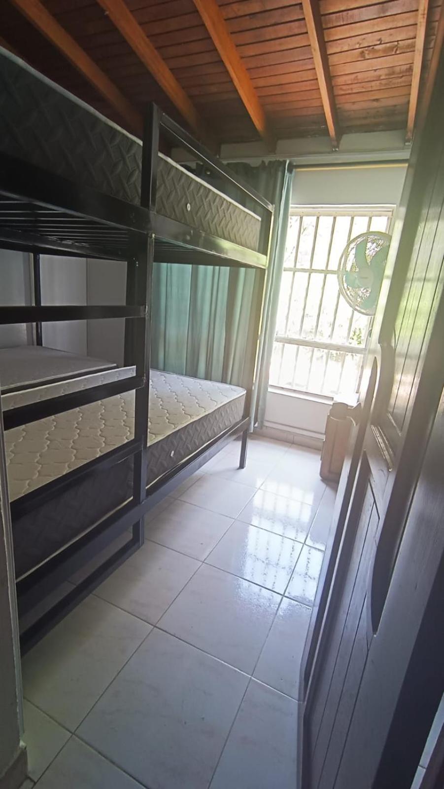 Casa Comoda, Cerca Parque Acuatico En Holiday home Medellin