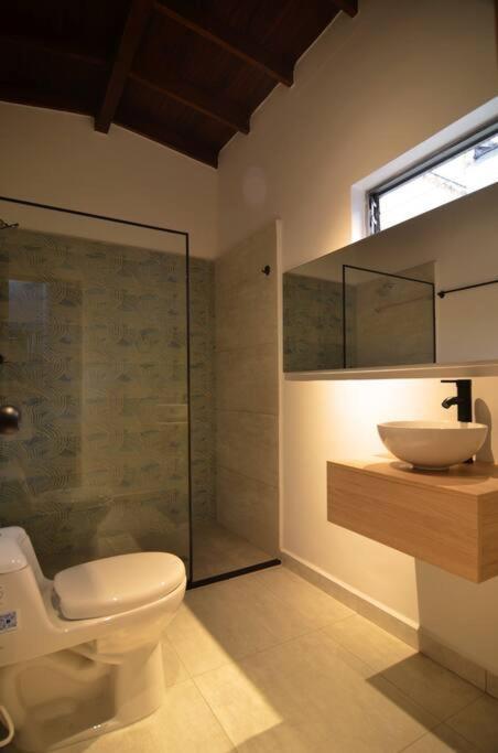 Apartment Moderno Apartamento Con Jacuzzi Y Aire Acondicionado *