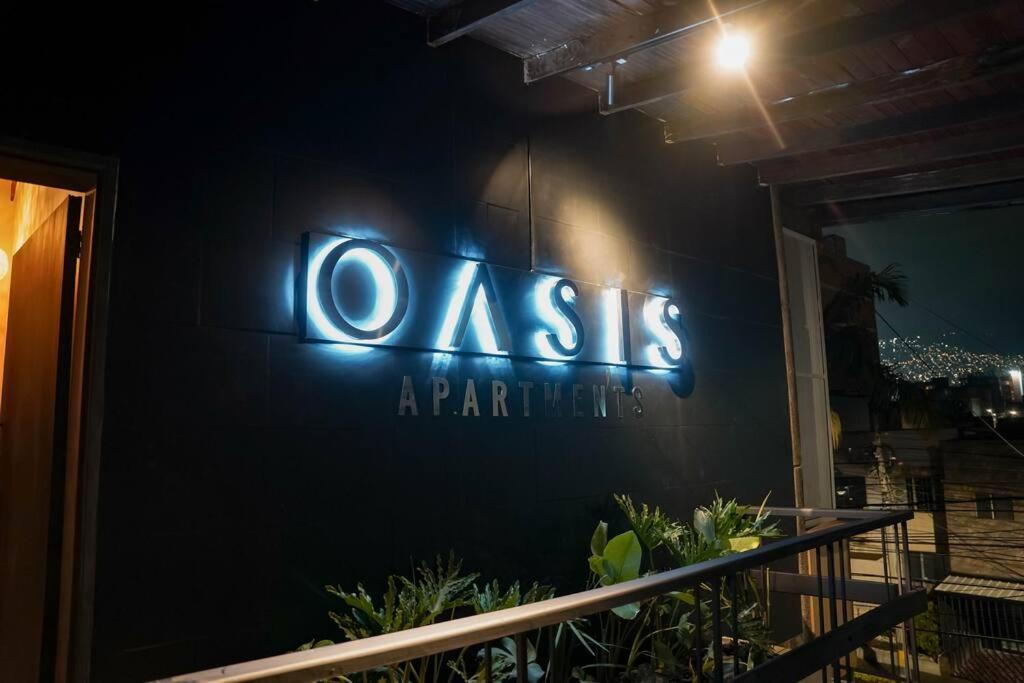 Moderno Apartamento Con Jacuzzi Y Aire Acondicionado * Medellin