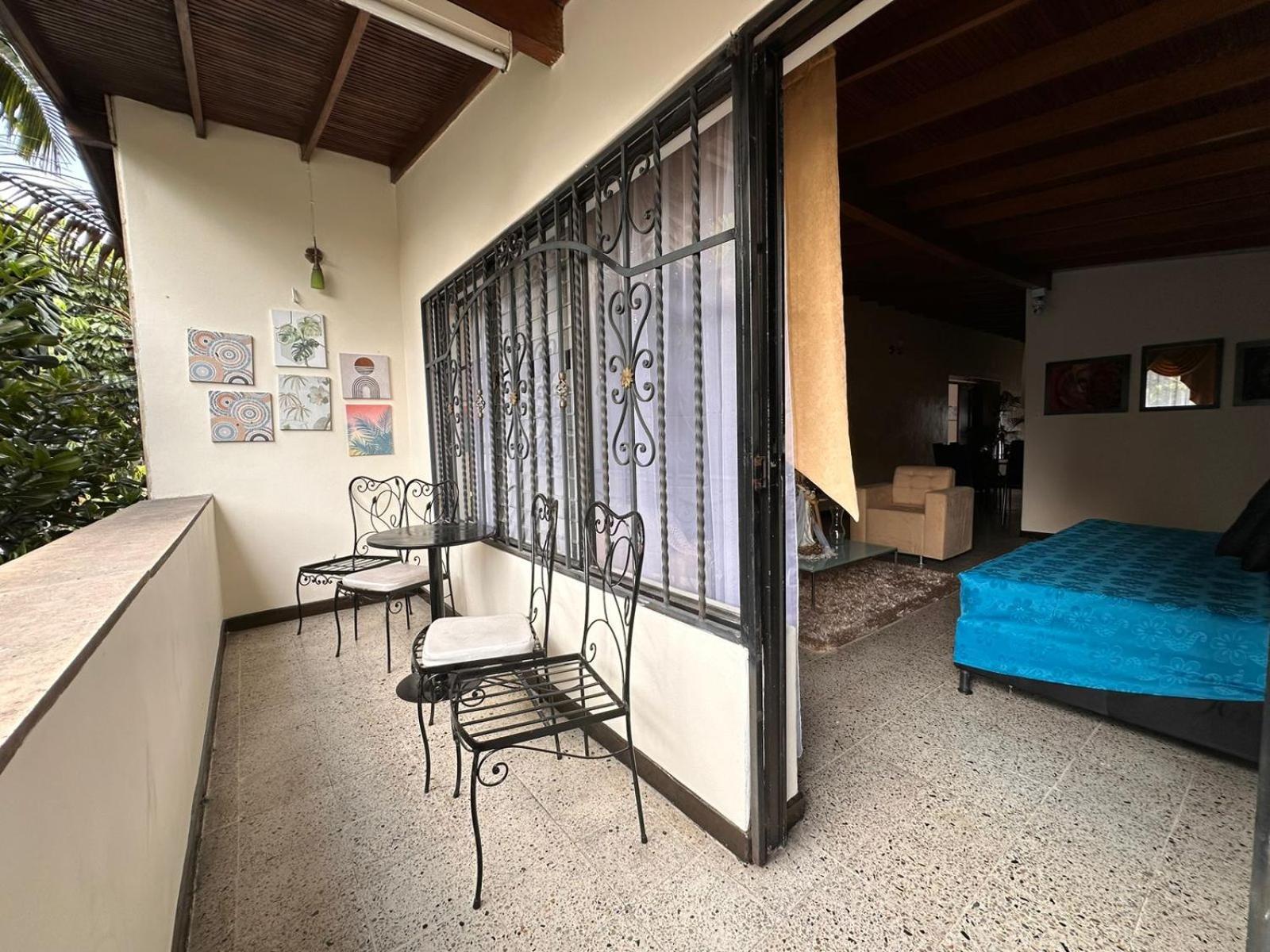 Casa Abundia Guest house *