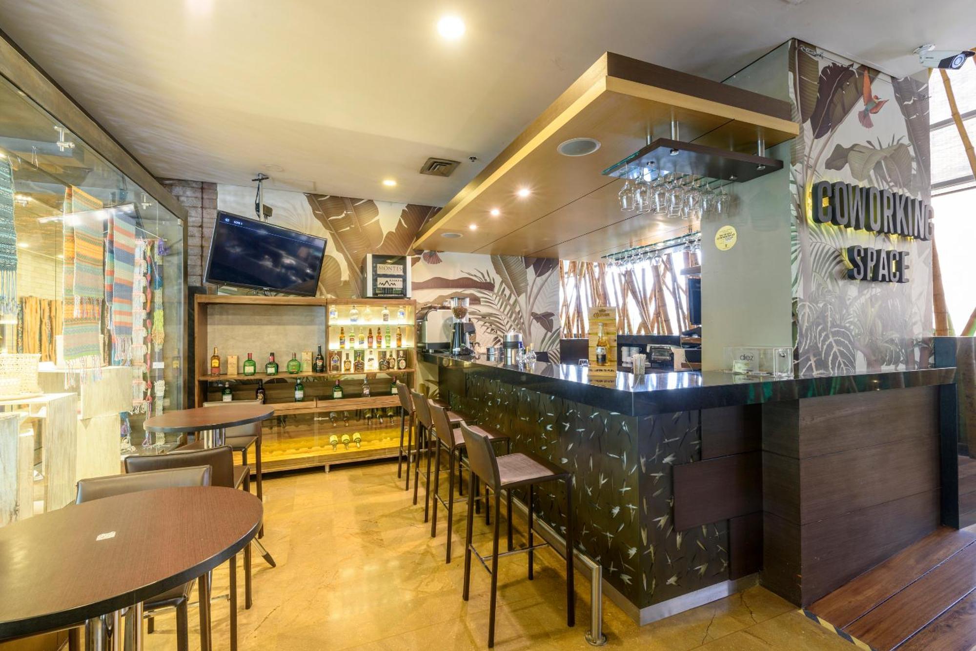 Hotel Diez Categoria Colombia Medellín