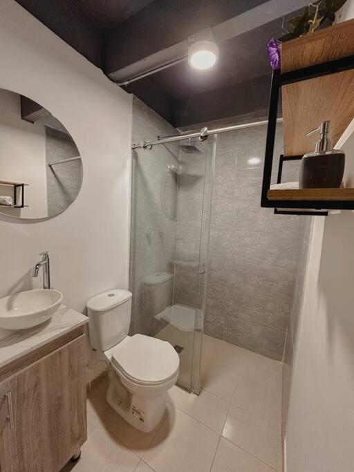 Laureles Industry Living 4br Apartment