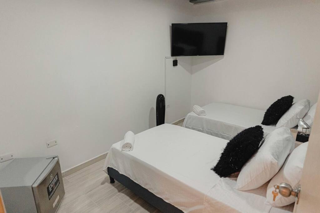 Apartment Laureles Industry Living 4br