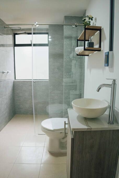 Laureles Industry Living 4br Apartment Medellin