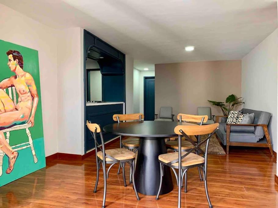 Adorable With Private Jacuzzi In Lleras And Provenza