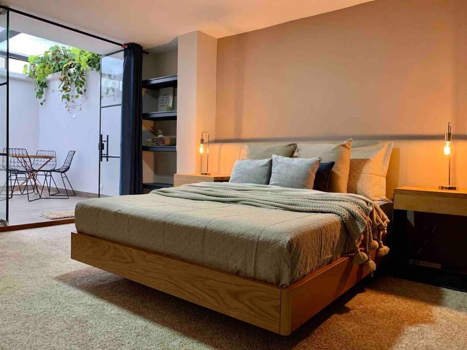 Apartment Adorable With Private Jacuzzi In Lleras And Provenza *