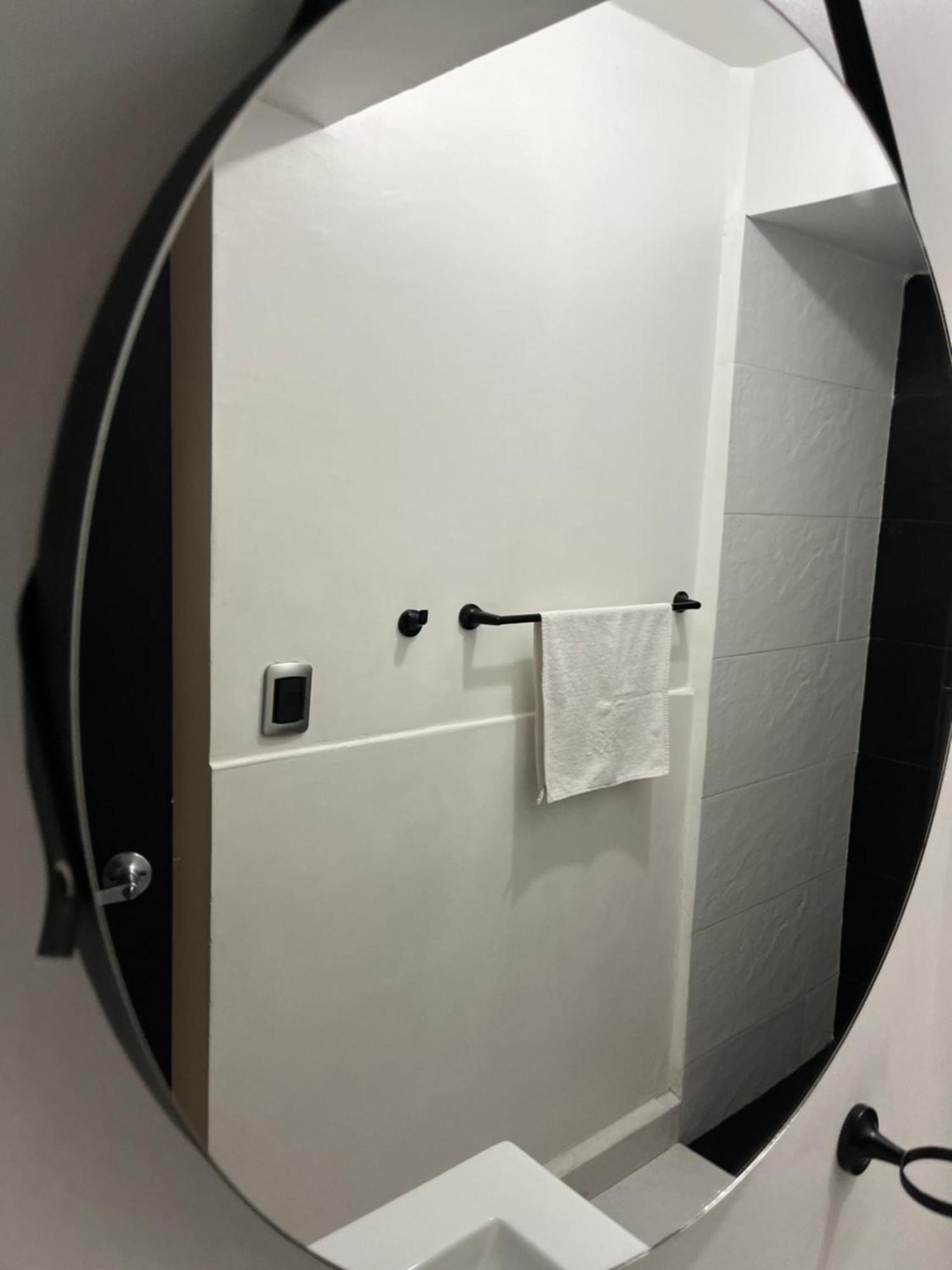 Acomodação com café da manhã  Easyhouse *