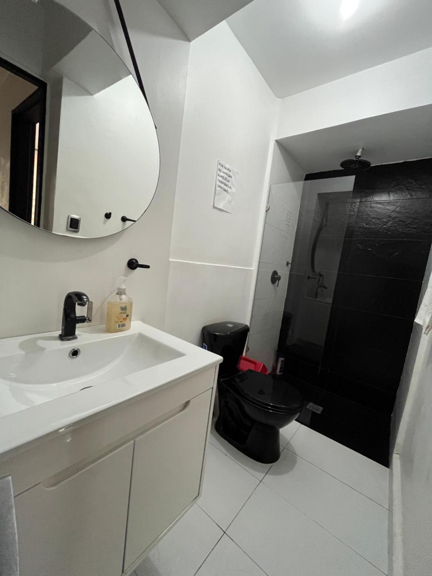 Acomodação com café da manhã  Easyhouse