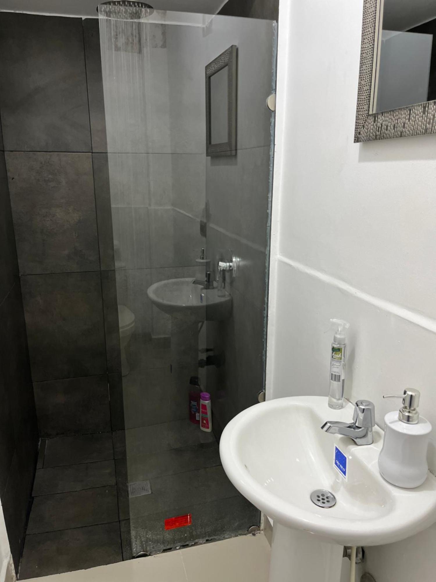 Acomodação com café da manhã  Easyhouse