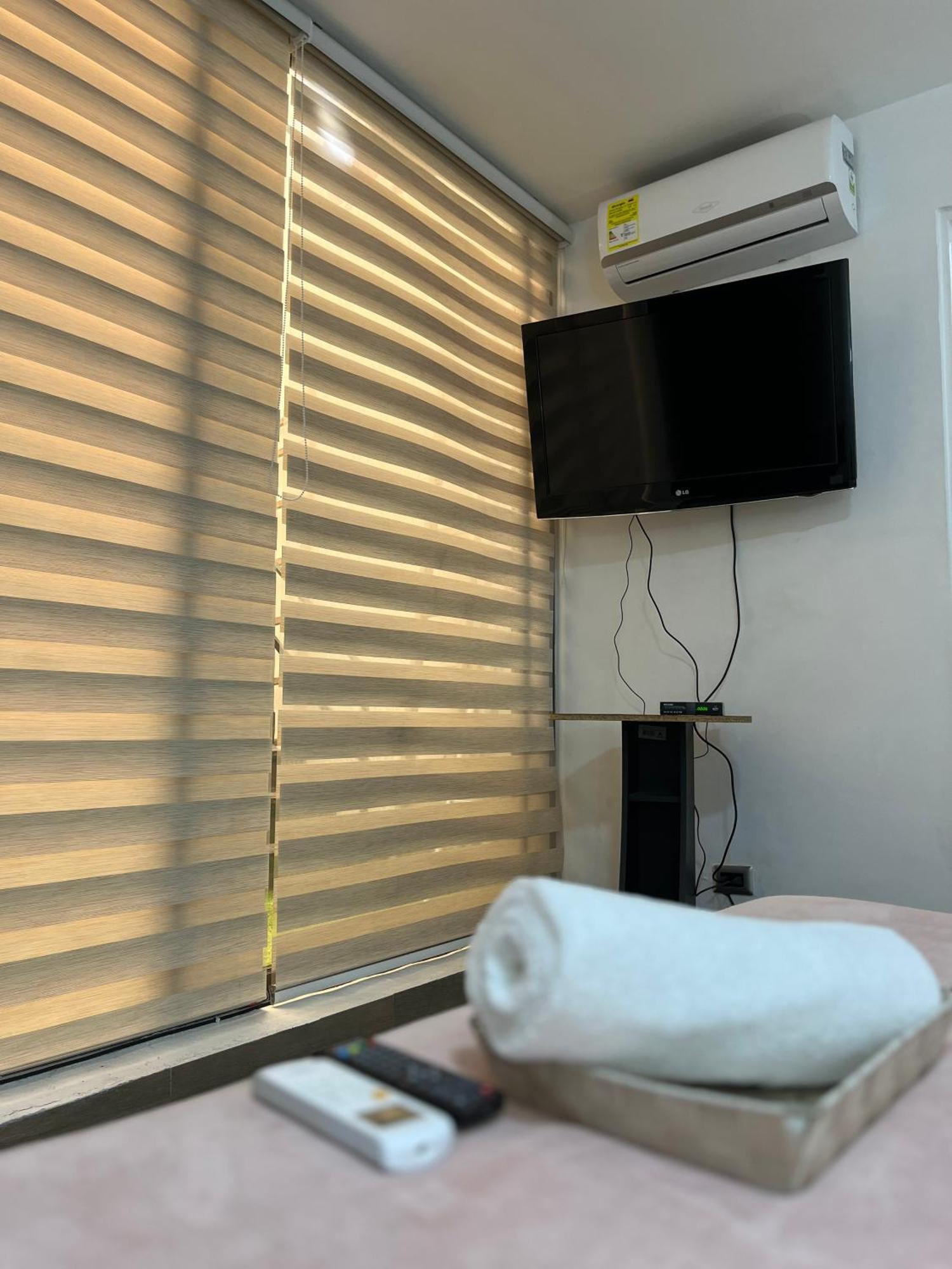 Acomodação com café da manhã  Easyhouse *