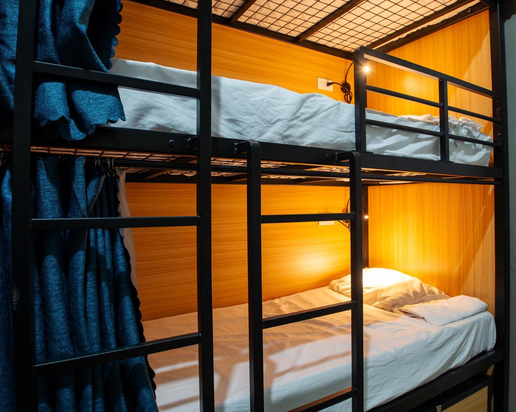 Jep Hostel *