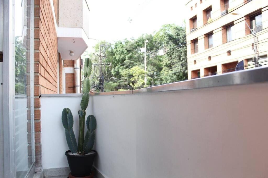 Zona Rosa El Poblado 202 Apartment Medellin