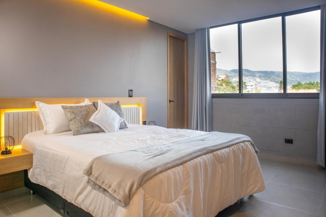 Comfortable Escape Rosa Negra Stadio Apartasuite *