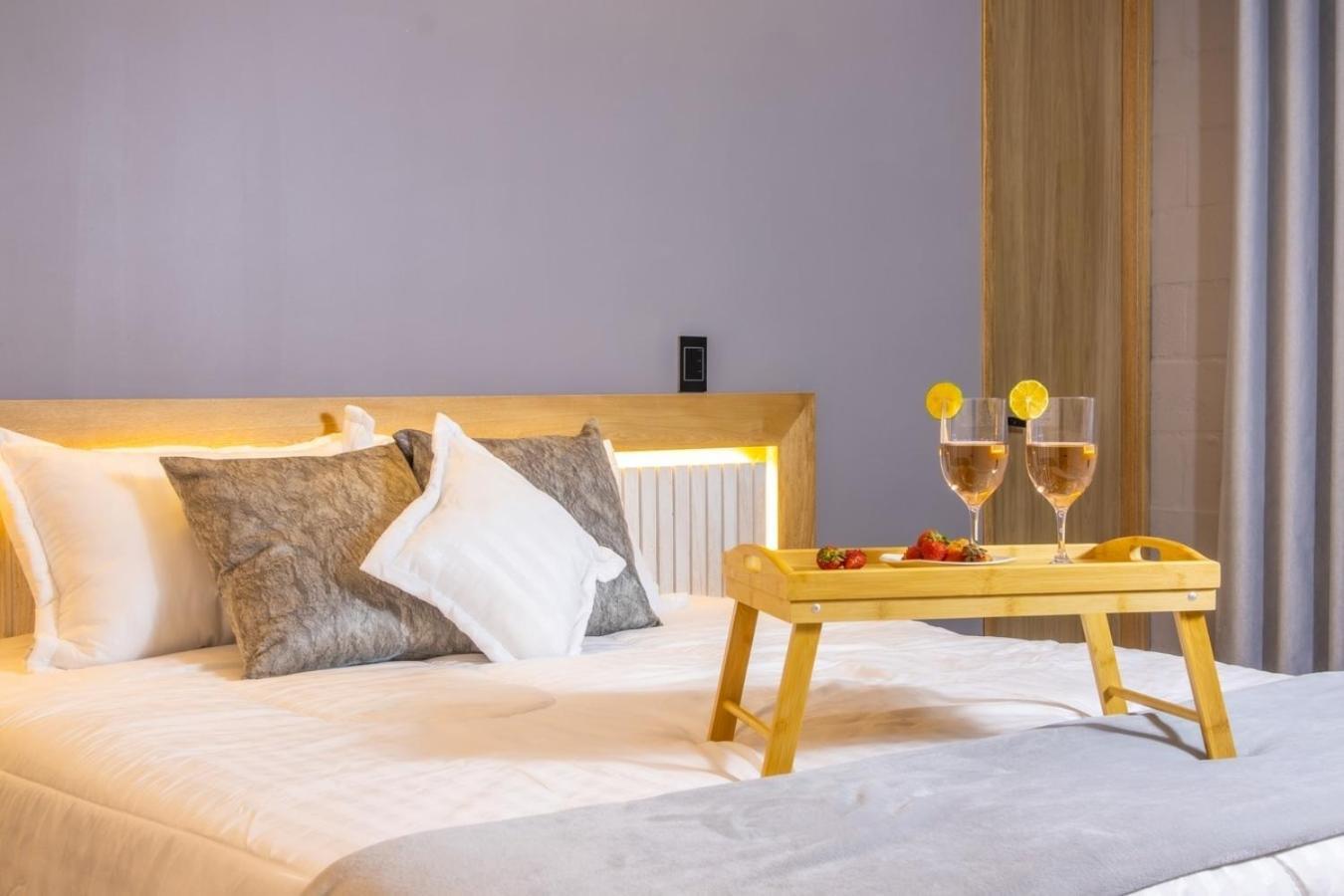 Comfortable Escape Rosa Negra Stadio Apartasuite Apartment *