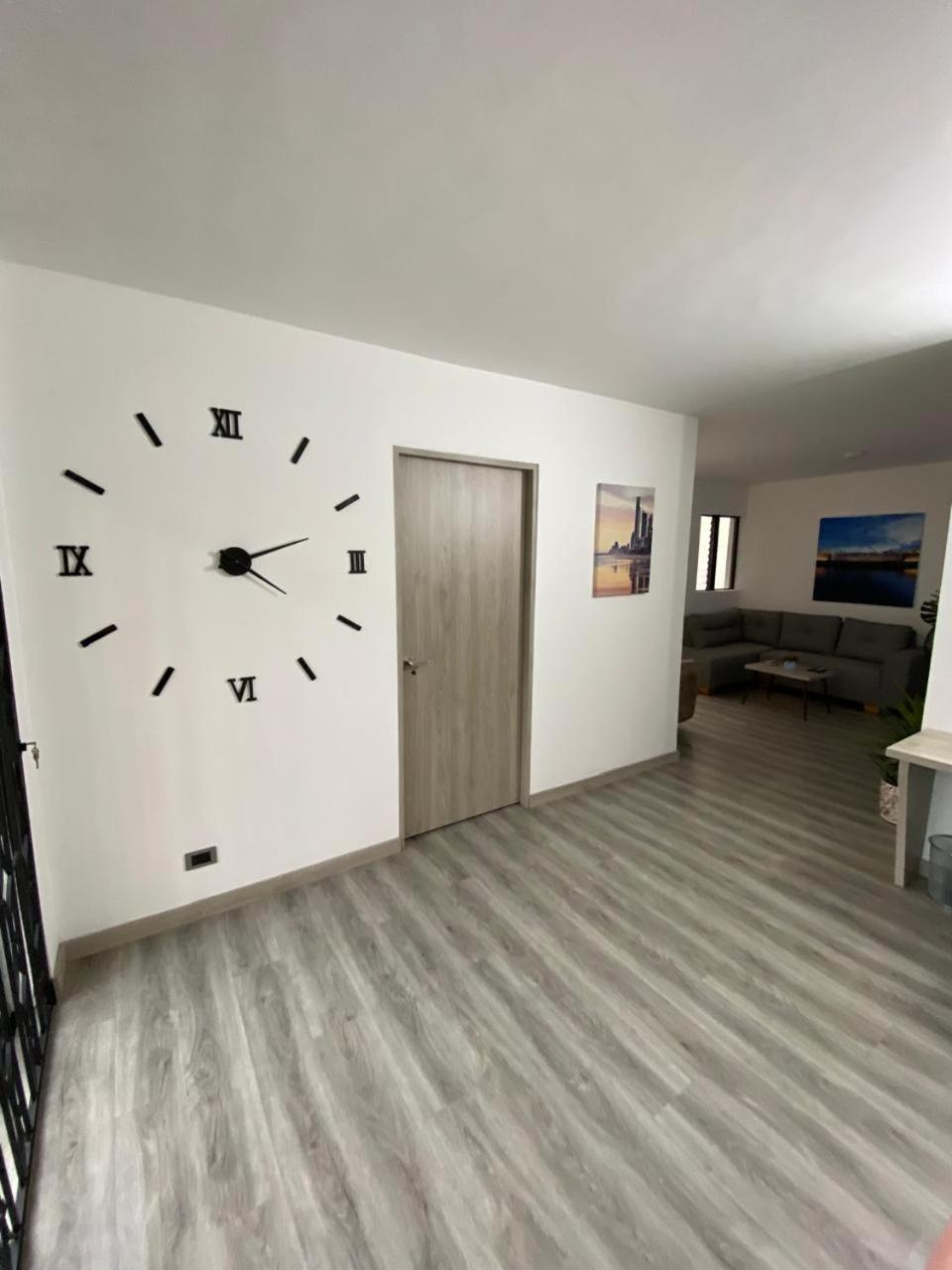 Acogedor Apto En Laureles * Medellin