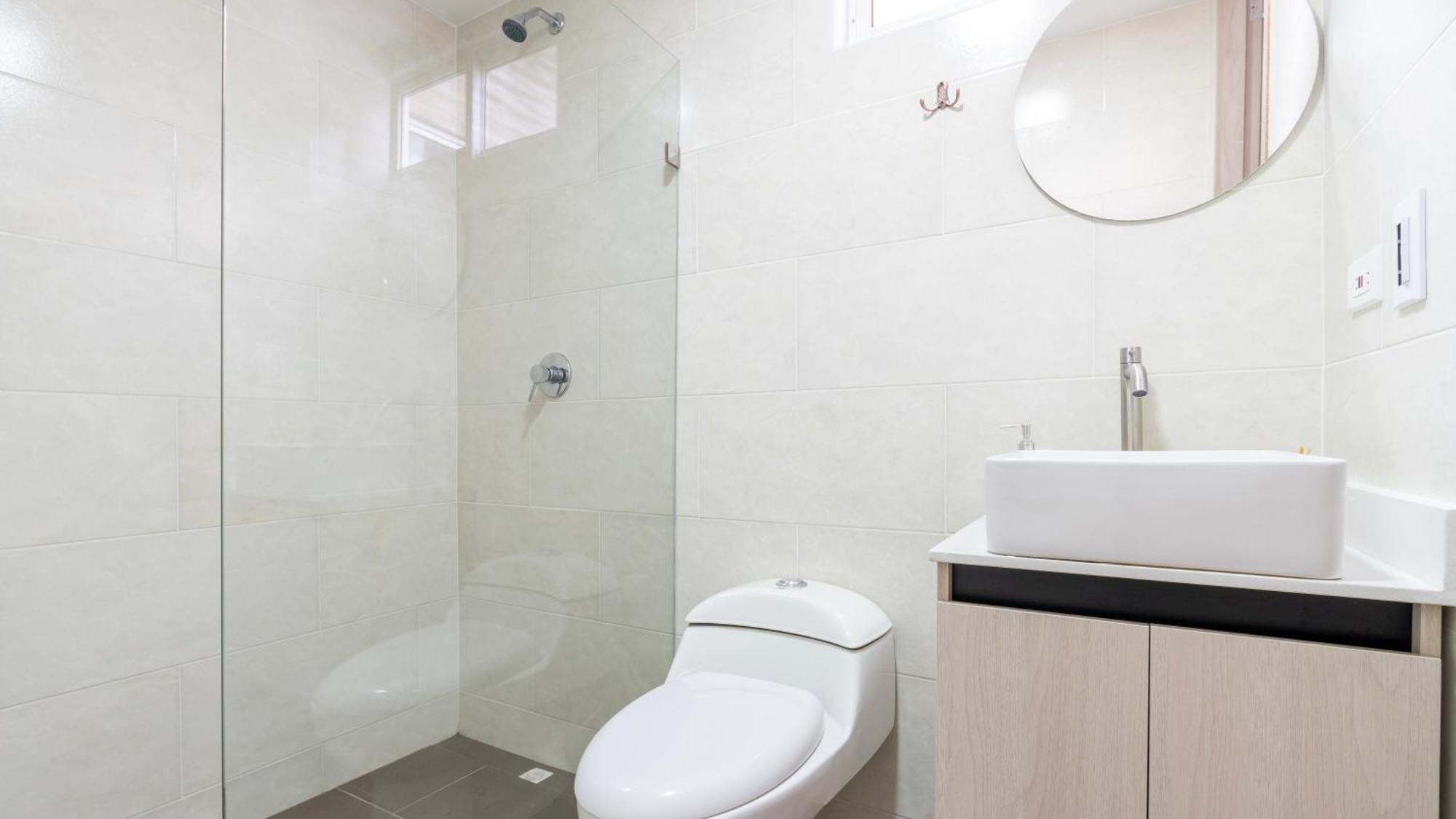 2br Parqueadero Y Piscina 202 Medellin