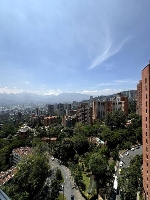 El Tesoro Apto In Poblado Apartment *